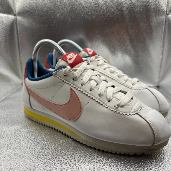 Size 7 Nike Cortez Low‎ White Coral Stardust Womens Lace Up Sneakers 807471-114 - Picture 2 of 10